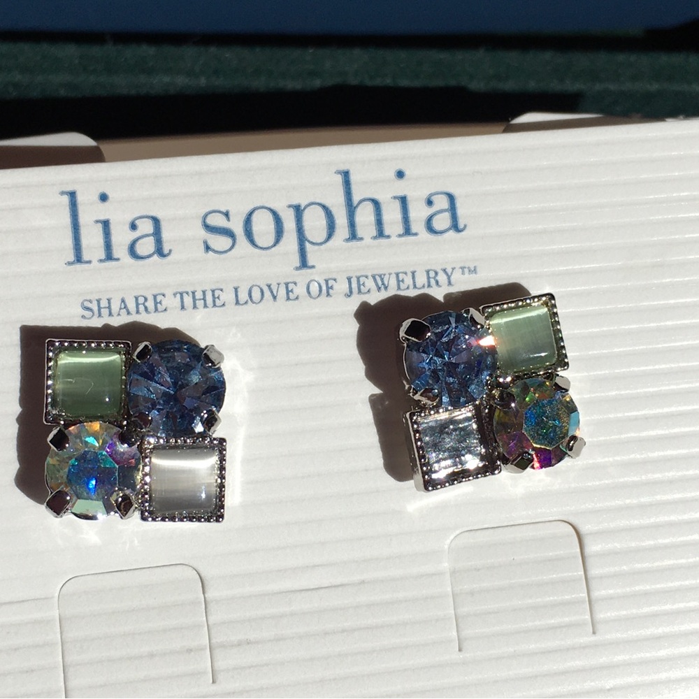 Swarovski Crystal /Silver Post Earrings. Sparkle Radiant Colors